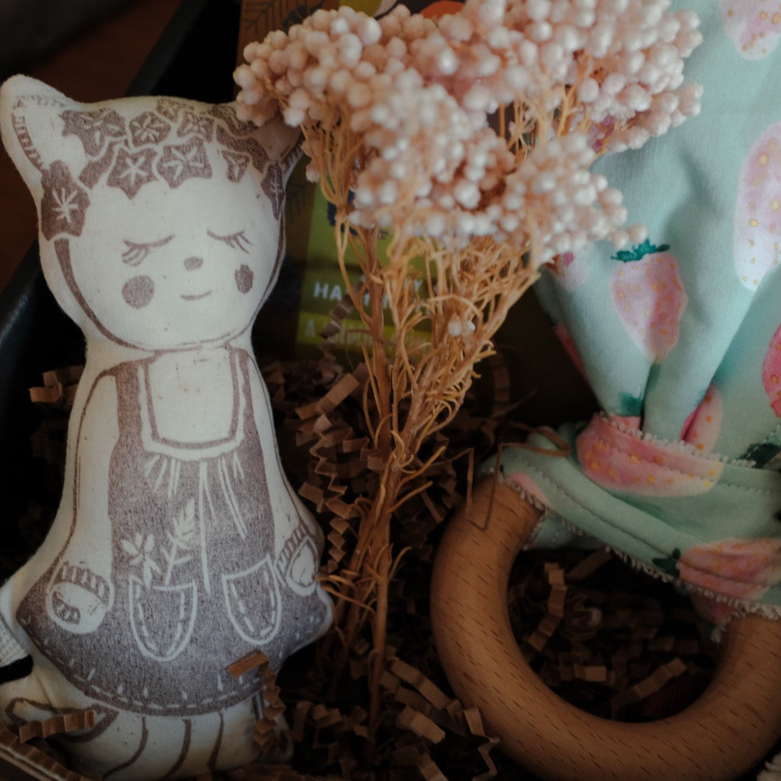 Hearth & Sage Welcome Little One Gift Box